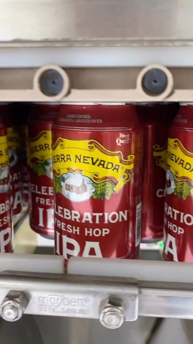 ‘Tis the season to Celebrat(ion). Freshly picked hops rushed from farm to brewery, fill Celebration IPA with powerful citrus and pine flavors. Pick some up before your #Thanksgiving celebration next week!

🎥 @sierranevada